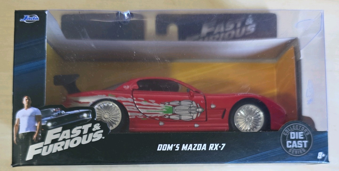 Jada Fast & Furious Dom Mazda RX 7 1:32 Diecast Car Boxed