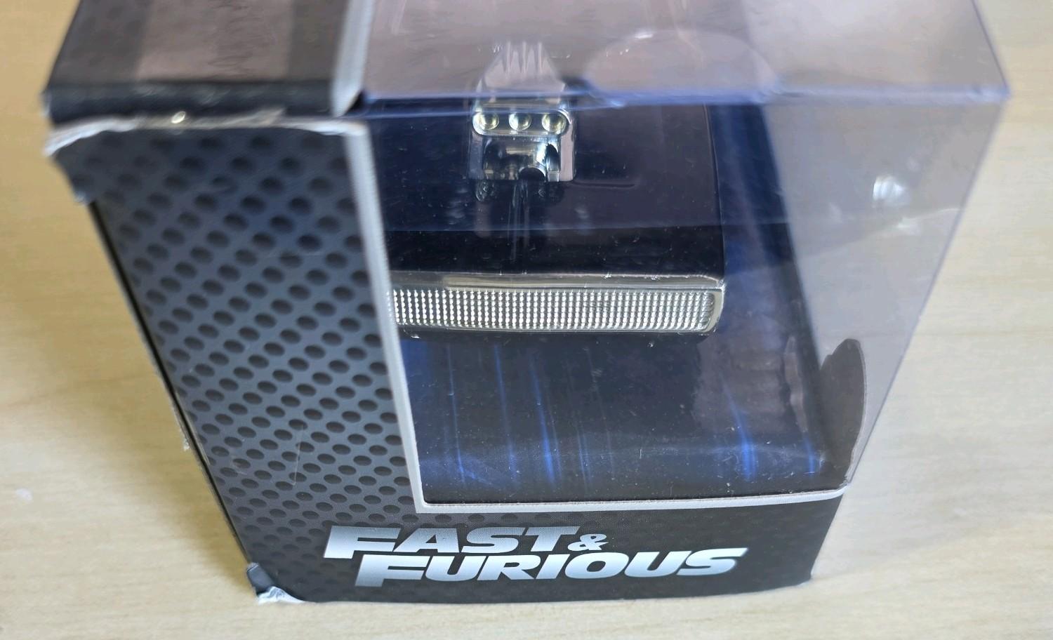 Jada Fast & Furious Dom's Dodge Charger R/T 1:32 Diecast Car Boxed